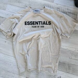 Essentials T shirt | Cream